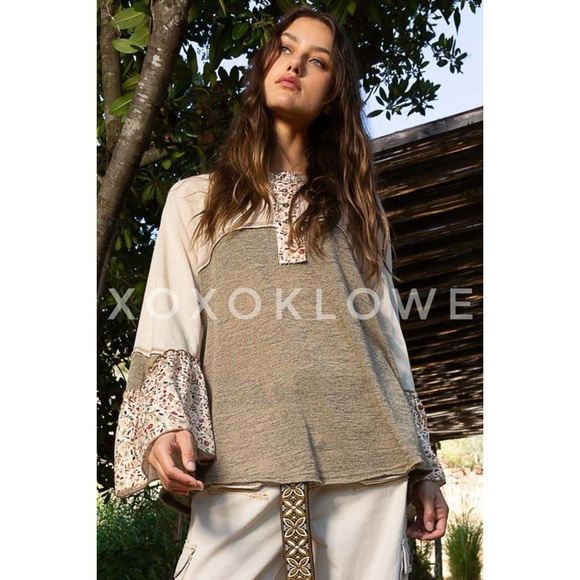 POL Olive + Cream Floral Sleeve Half Button Henley Top - Picture 13 of 16